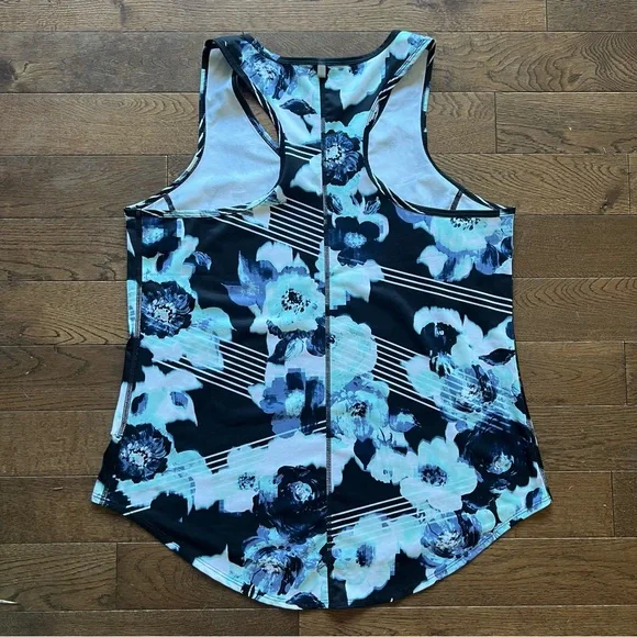 Fila Tank Top - Picture 4 of 7